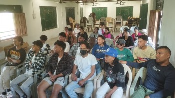 लर्ड बुद्ध कलेजका विद्यार्थीहरुद्वारा रानी वनको अवलोकन